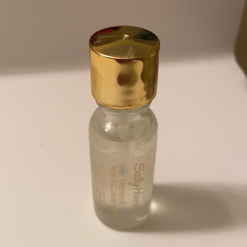 Sally Hansen Vitamin E Nail and Cuticle Oil™, Natural Essential Oil, Vitamin E
